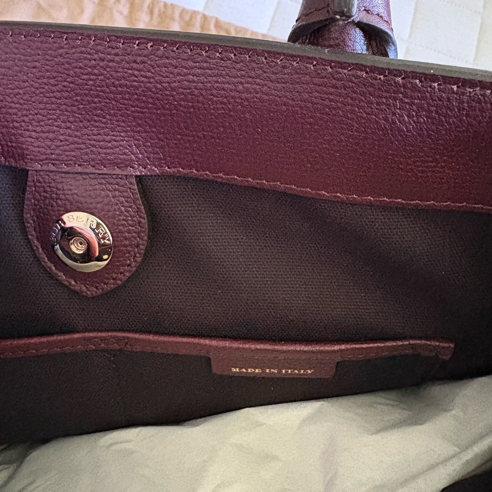 Burberry Women’s LL MD Banner - Mahogany Leather Satchel Bag - Picture 7 of 13